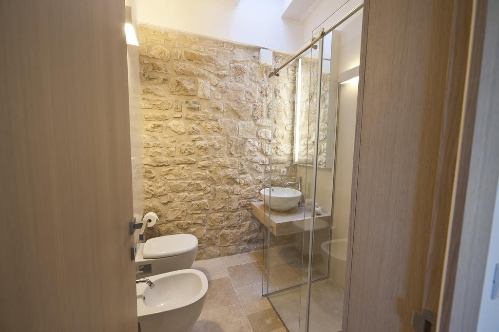 Bed and Breakfast Moma Molfetta Mare Habitación foto